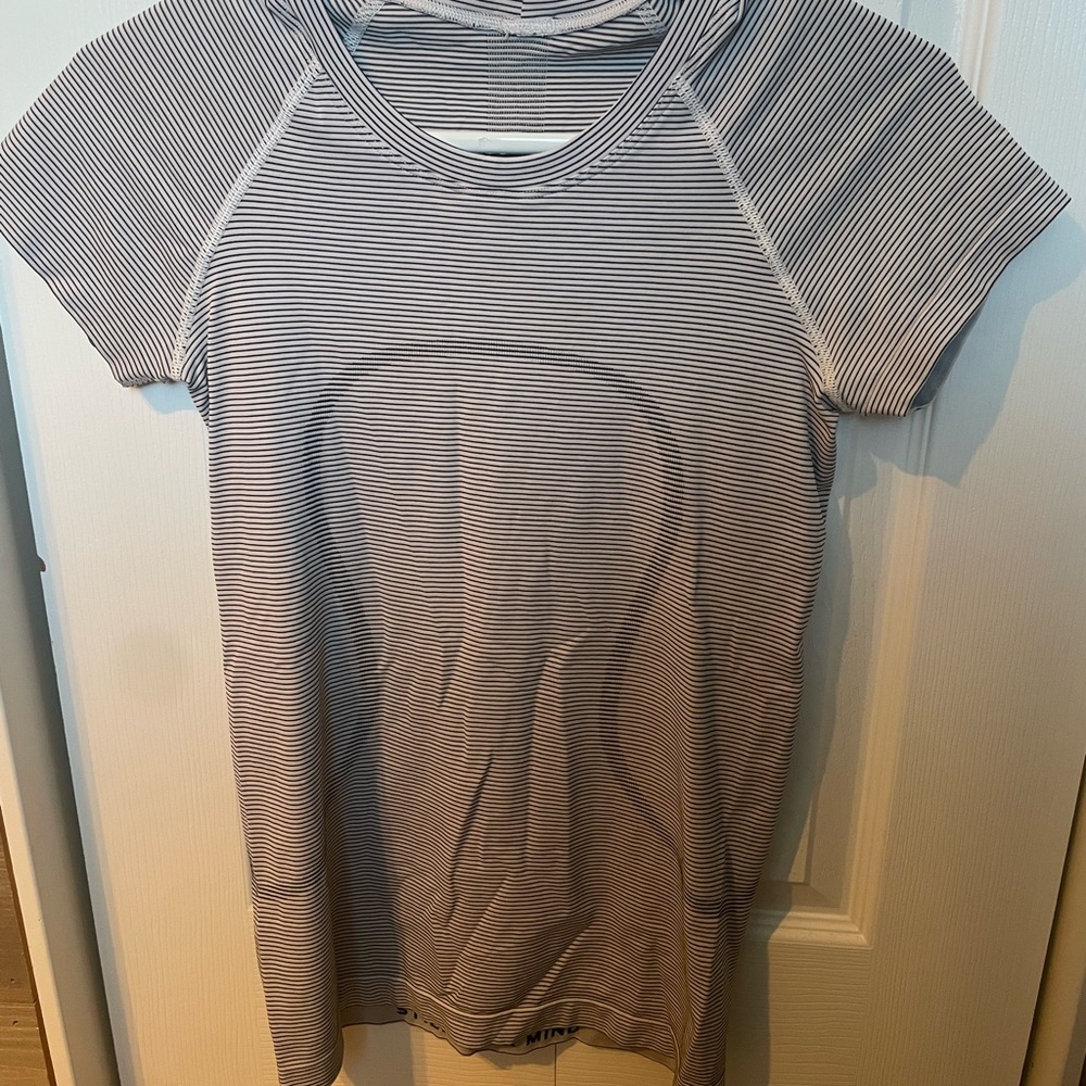 Lululemon swiftly tech tee